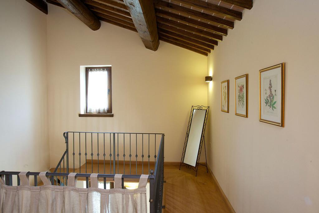 Agriturismo Paradiso 44 Assisi Buitenkant foto